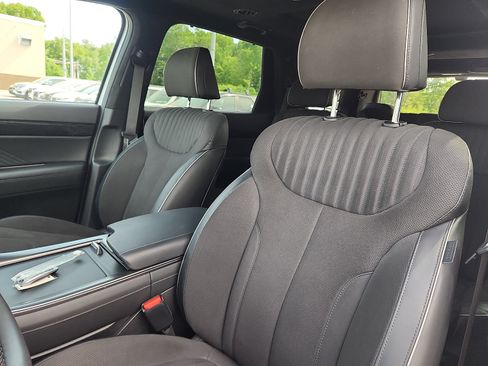 Used 2025 Hyundai Palisade Calligraphy AWD/4WD image 24