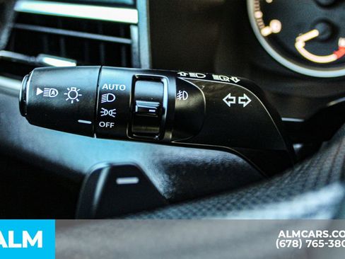 Used 2025 Mitsubishi Outlander SE image 31