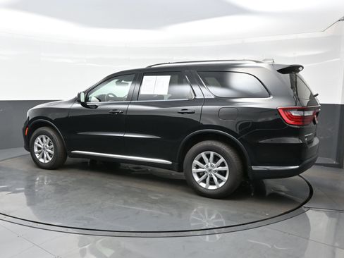 Used 2022 Dodge Durango SXT image 5