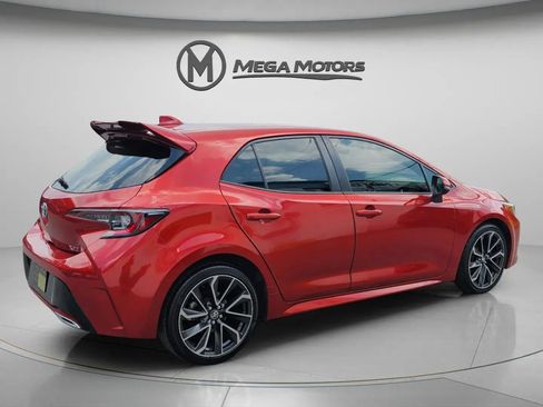 Used 2019 Toyota Corolla XSE FWD image 8
