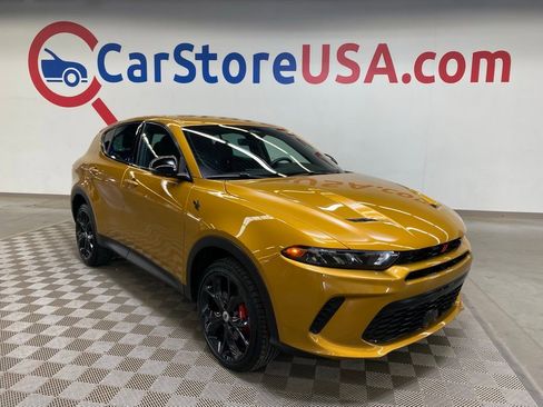 Used 2024 Dodge Hornet GT image 1