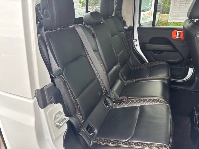 Used 2021 Jeep Gladiator Overland AWD/4WD image 24