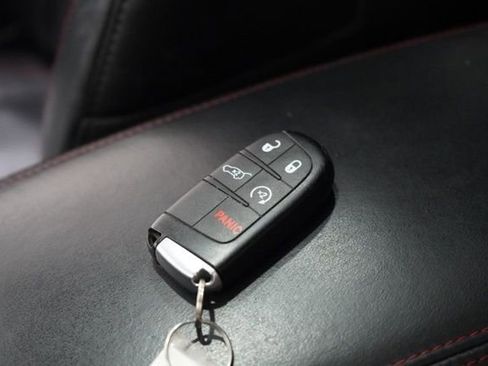 Used 2023 Dodge Durango R/T image 39