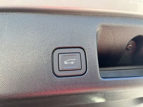 New 2025 Chevrolet Equinox EV RS w/ Active Safety Package 3 image 9