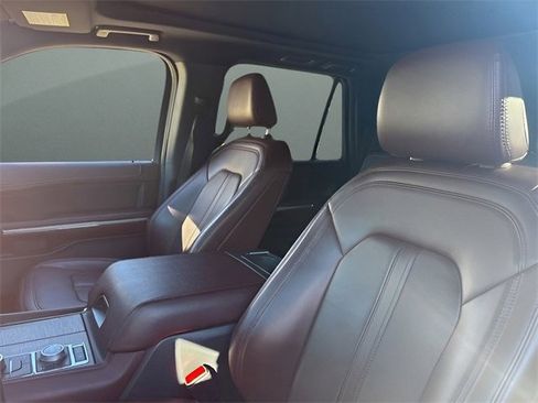 Certified 2022 Ford Expedition Max Limited image 15