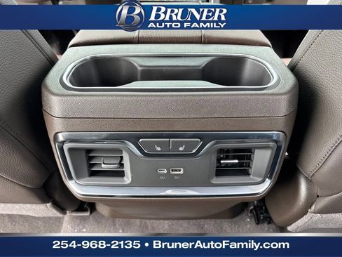 New 2025 GMC Sierra 2500 Denali w/ Denali Reserve Package image 19