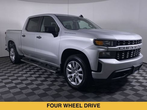 Certified 2022 Chevrolet Silverado 1500 Custom AWD/4WD image 18