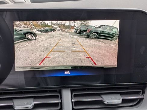 New 2026 Chevrolet Trax LT w/ Driver Confidence Package FWD image 12