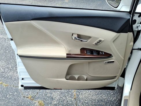 Used 2013 Toyota Venza Limited w/ Tow Prep Pkg AWD/4WD image 8