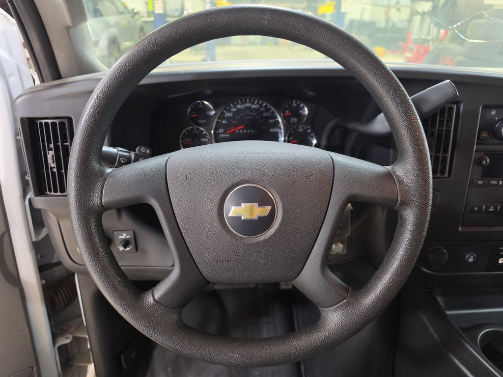 Used 2023 Chevrolet Express 3500 Extended RWD image 21