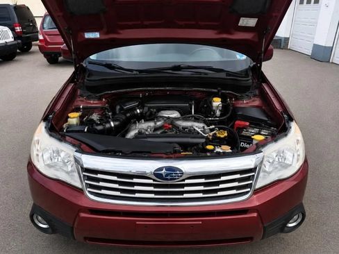 Used 2009 Subaru Forester 2.5X Limited AWD/4WD image 22