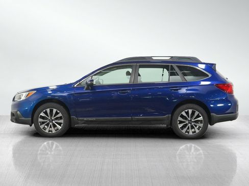 Used 2016 Subaru Outback 2.5i Limited AWD/4WD image 2
