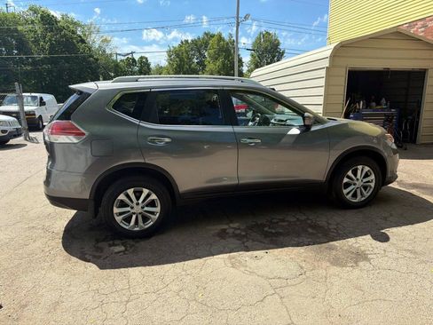 Used 2016 Nissan Rogue SV w/ SV Premium Package AWD/4WD image 4