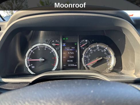 Used 2023 Toyota 4Runner TRD Off-Road Premium w/ Moonroof Package AWD/4WD image 20