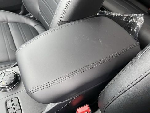 New 2025 Ford Ranger Lariat w/ Black Appearance Package image 21