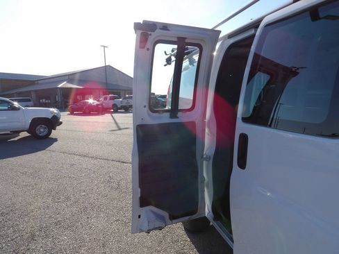 Used 2022 Chevrolet Express 2500 w/ Driver Convenience Package RWD image 26