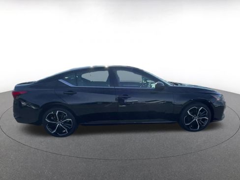 Used 2025 Nissan Altima 2.5 SR image 16