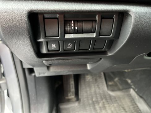 Used 2023 Subaru Crosstrek 2.0i image 19