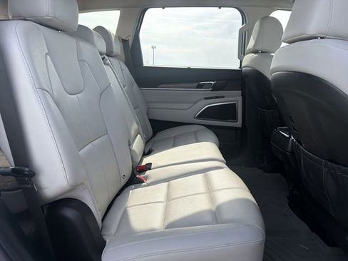 Used 2022 Kia Telluride EX FWD image 16
