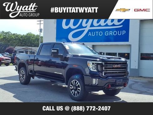 Used 2021 GMC Sierra 2500 AT4 w/ AT4 Premium Plus Package AWD/4WD image 1