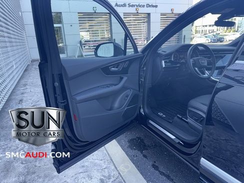 Certified 2025 Audi Q7 3.0T Premium Plus w/ Premium Plus Package image 32