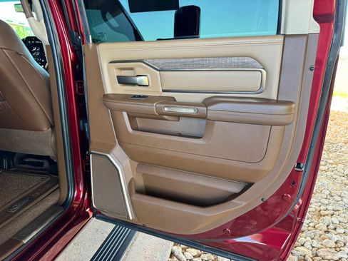 Used 2022 RAM 3500 Limited AWD/4WD image 27