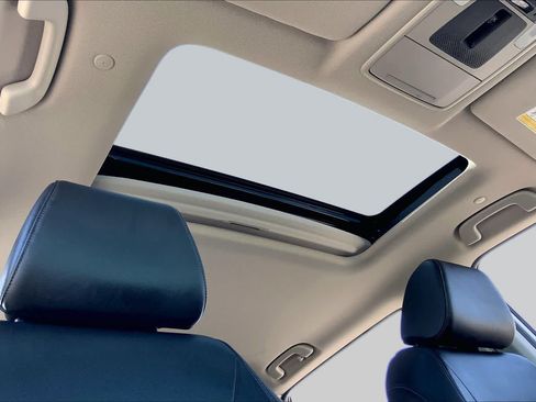 Used 2025 Honda CR-V EX-L image 14