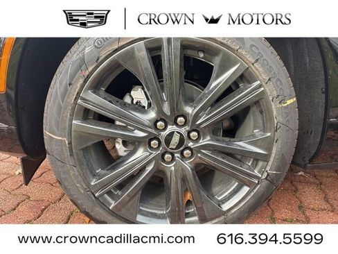 New 2026 Cadillac Optiq Sport 2 image 4