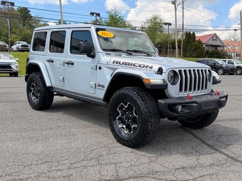 Used 2023 Jeep Wrangler Unlimited Rubicon w/ Steel Bumper Group AWD/4WD image 8