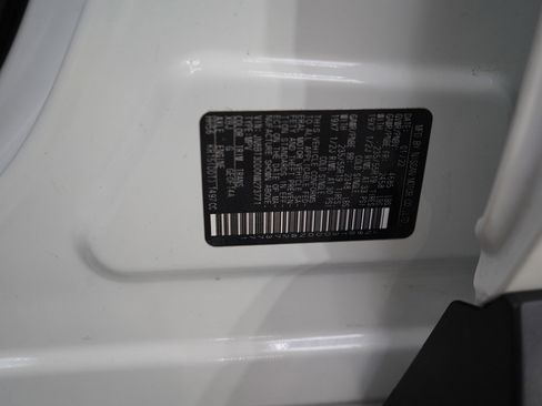 Used 2022 Nissan Rogue Platinum w/ Head-Up Display Package image 27