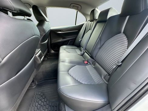 Used 2023 Toyota Camry SE AWD/4WD image 13
