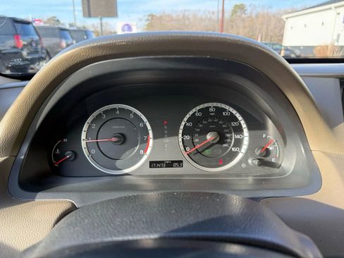 Used 2010 Honda Accord EX-L image 24