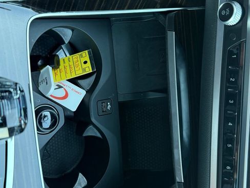 Used 2023 BMW X6 xDrive40i w/ Executive Package image 45