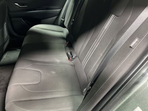 Used 2025 Hyundai Elantra SEL image 18