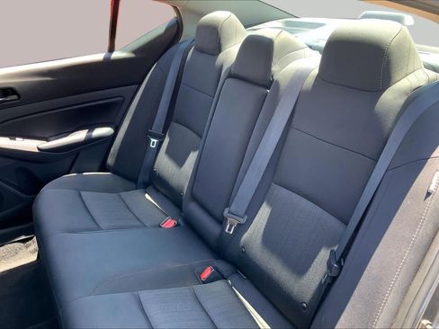 Used 2024 Nissan Altima 2.5 S FWD image 20