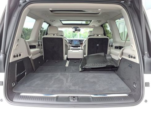 Used 2023 Jeep Grand Wagoneer 4WD w/ Rear Seat Video Group 1 image 26