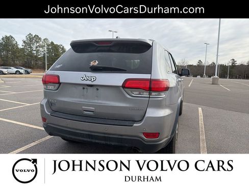Used 2021 Jeep Grand Cherokee Laredo image 19