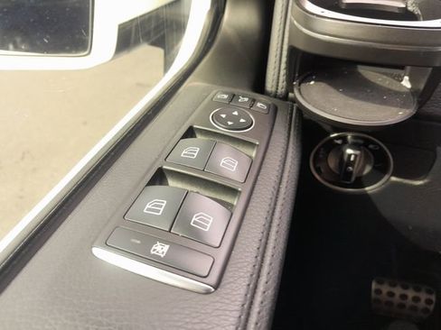 Used 2016 Mercedes-Benz G 550 image 5