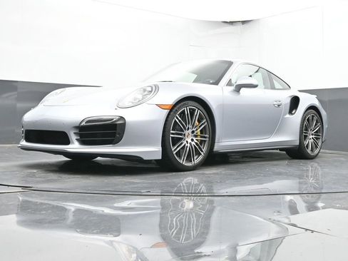 Used 2014 Porsche 911 Turbo S w/ Light Design Package image 41