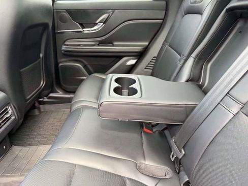 Used 2023 Lincoln Corsair AWD w/ Equipment Group 101A image 15