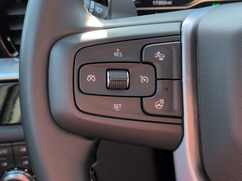 Used 2025 GMC Sierra 1500 Elevation w/ Elevation Premium Package AWD/4WD image 23