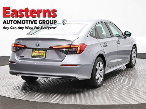 Used 2024 Honda Civic LX image 5