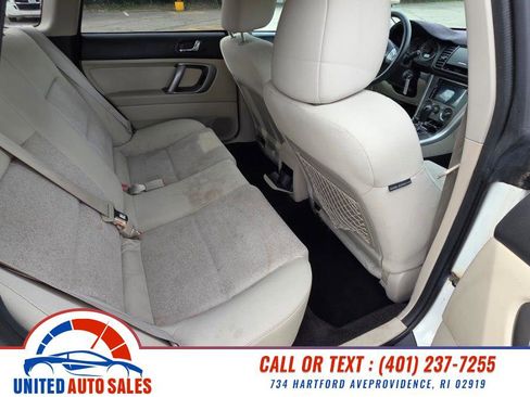 Used 2009 Subaru Outback 2.5i Special Edition AWD/4WD image 12