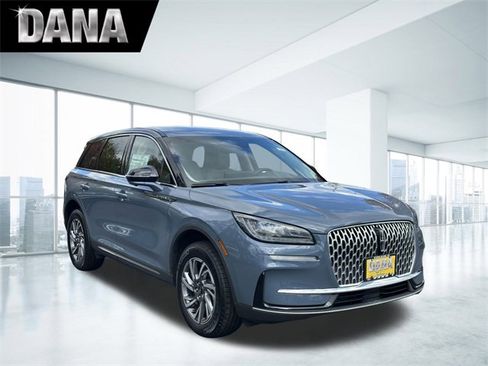 Certified 2023 Lincoln Corsair AWD w/ Equipment Group 101A image 1