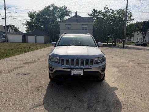 Used 2016 Jeep Compass High Altitude AWD/4WD image 2