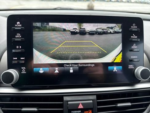 Used 2019 Honda Accord EX image 23