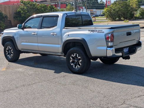 Used 2023 Toyota Tacoma TRD Off-Road RWD image 6