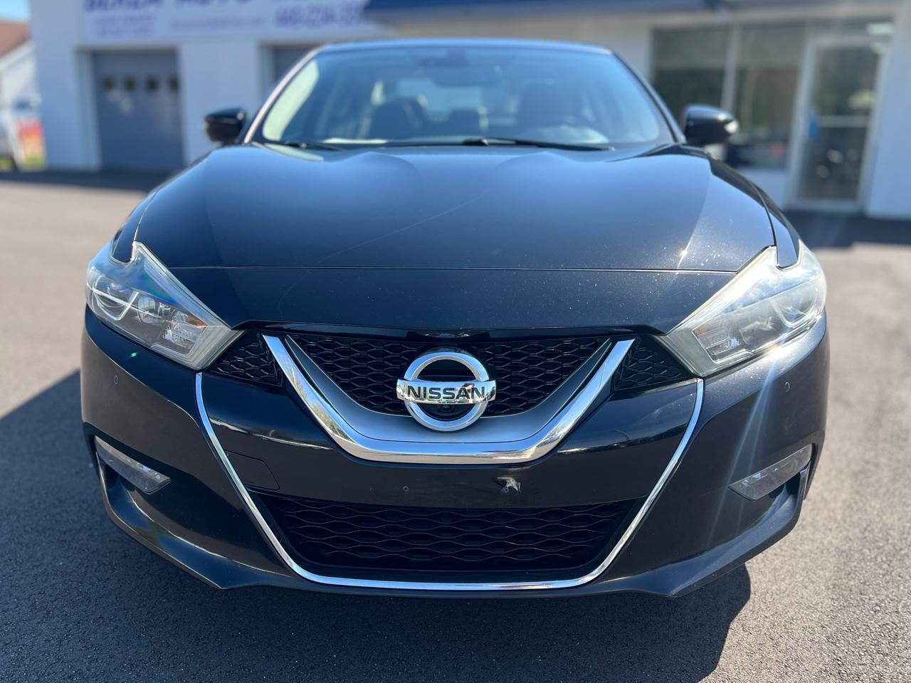 Used 2016 Nissan Maxima Platinum FWD image 3