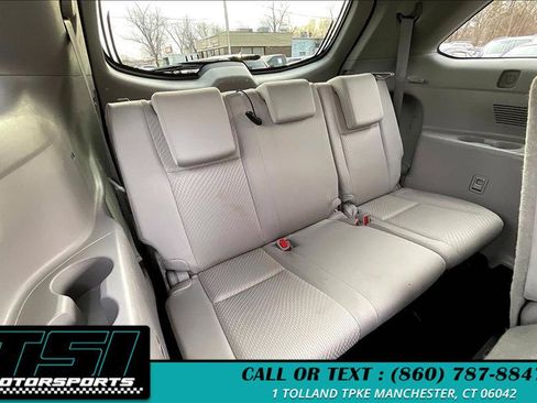 Used 2016 Toyota Highlander LE AWD/4WD image 27