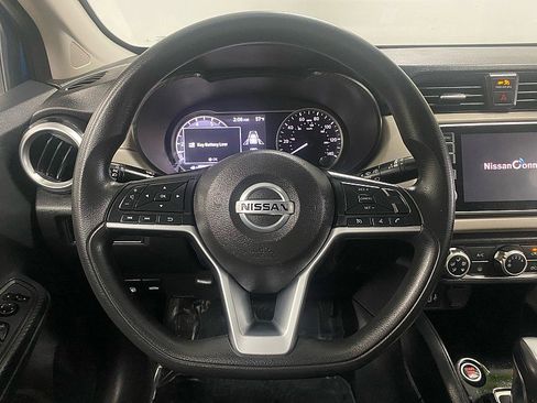 Used 2021 Nissan Versa SV image 19